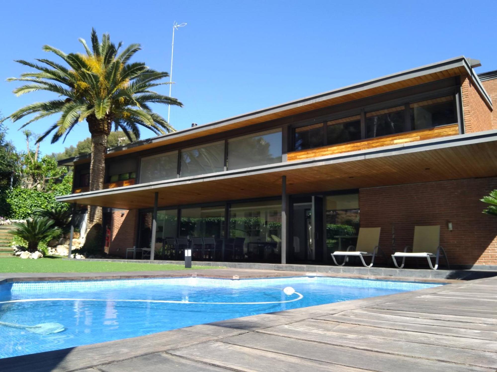 Villa Del Bosque Castelldefels Exterior photo