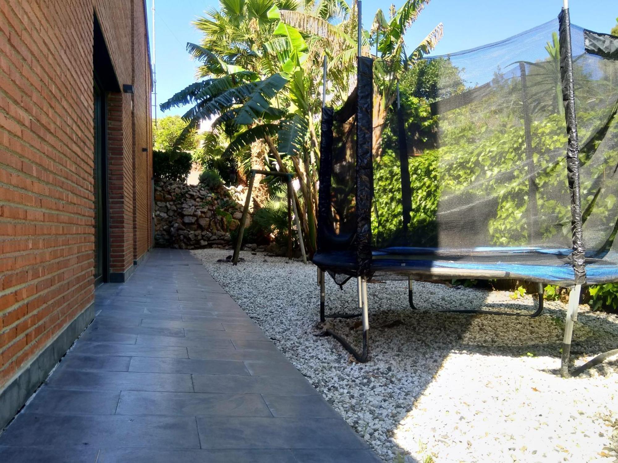 Villa Del Bosque Castelldefels Exterior photo